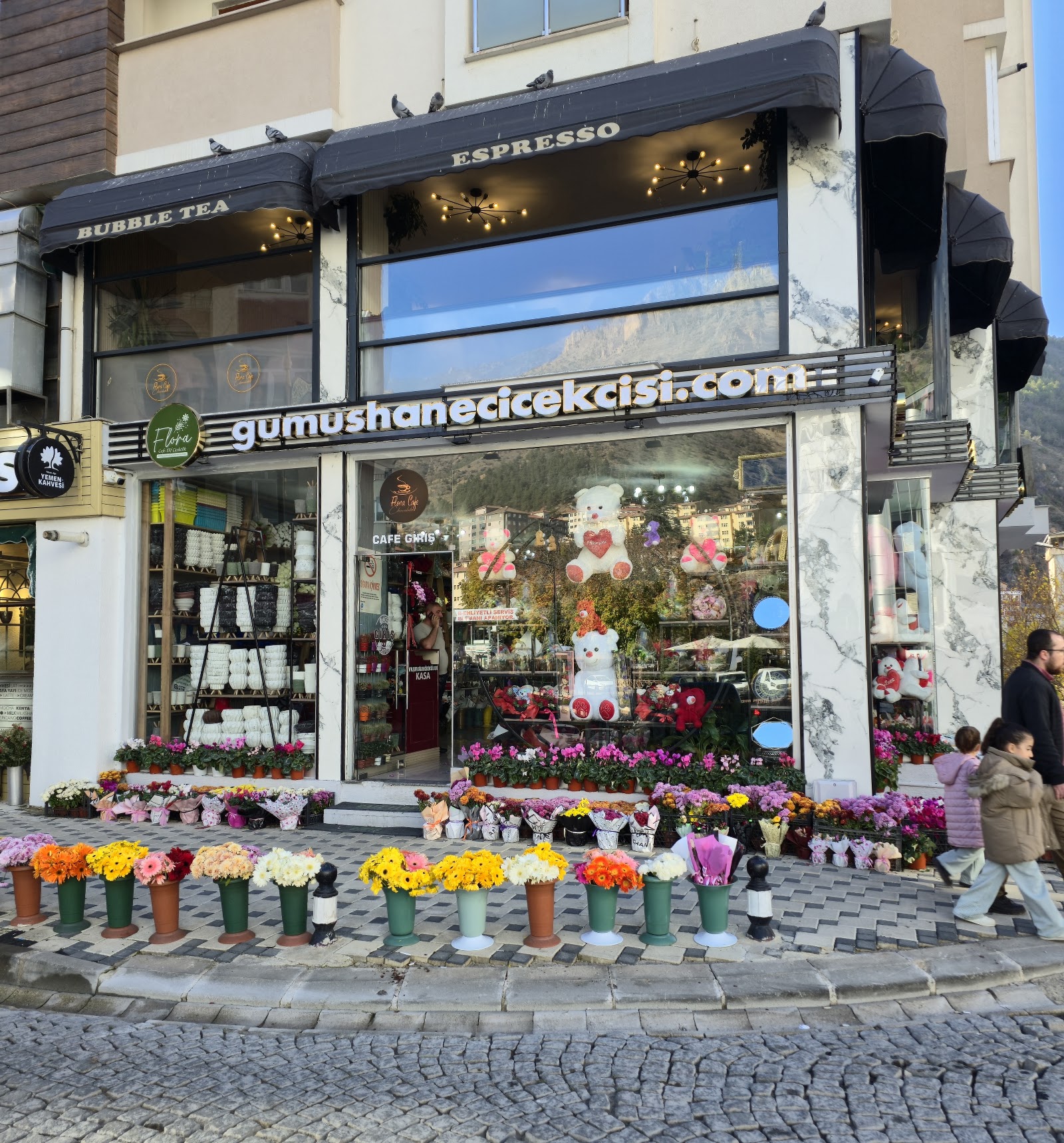 Elif Çiçekçilik/gumushanecicekcisi.com kır düğünü mekanı — Merkez