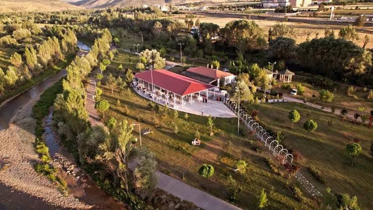 Hayal Düğün Sarayı - Restaurant- Gümüşhane Düğün Salonu kır düğünü mekanı — Kelkit
