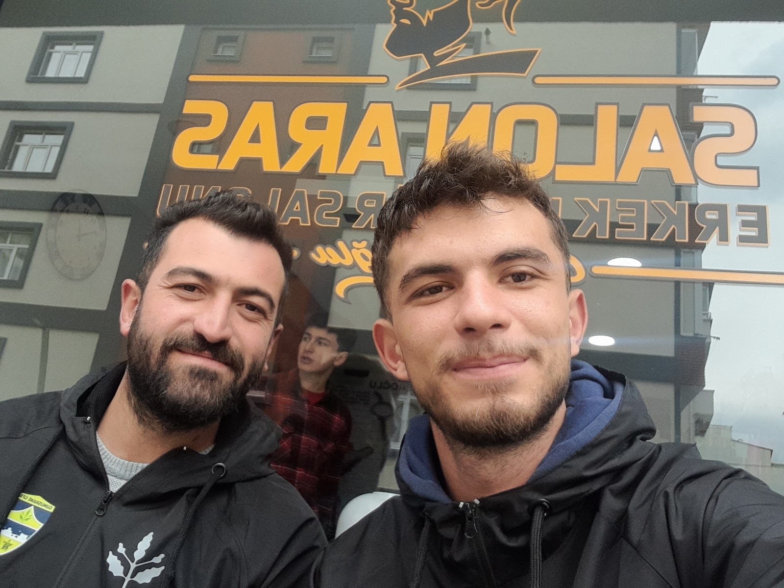 Salon Aras Erkek Kuaför Salonu