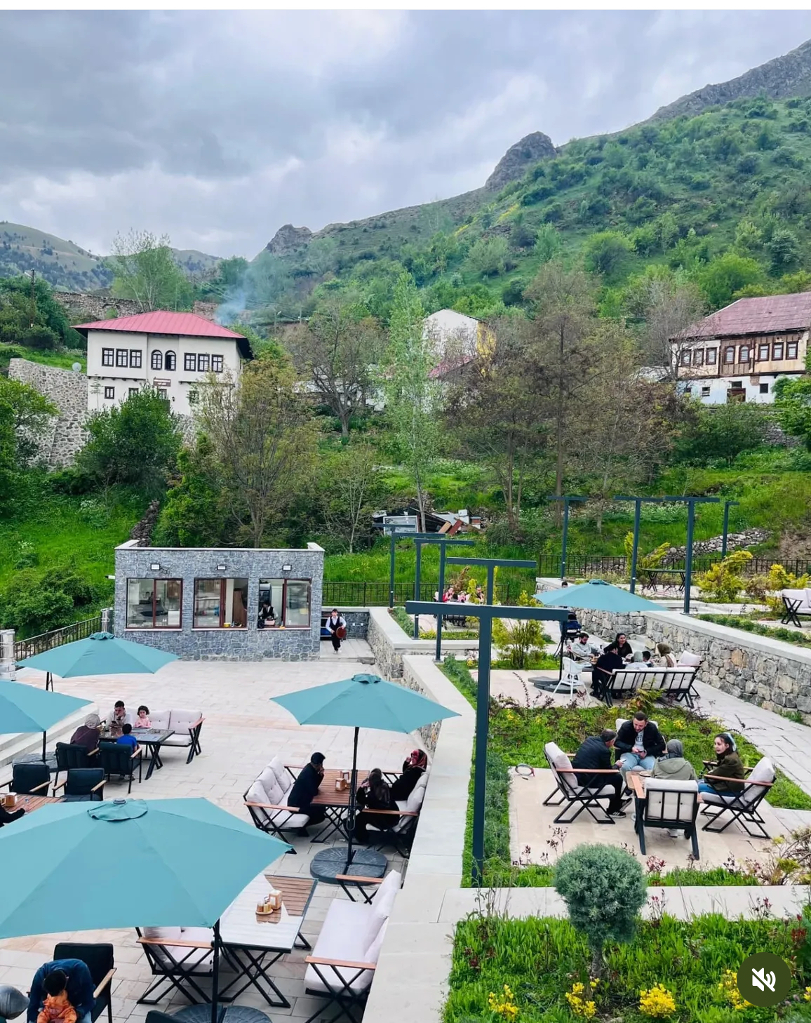 Zeki Kadirbeyoglu Konağı